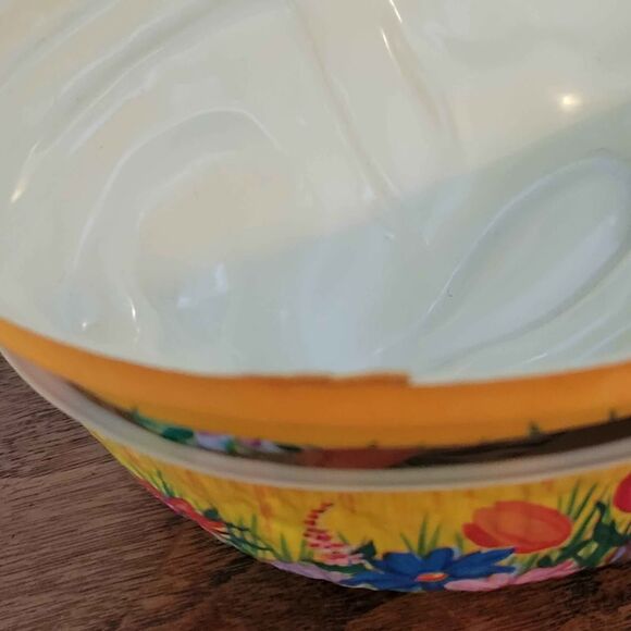 Vintage 3D 9" Easter Bunny Plastic Bowl with Lid Tulips Spring READ - Picture 8 of 8